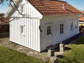 5 person holiday home in STR MSTAD in Strömstad